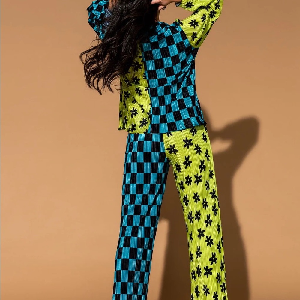 Long sleeve plisse set in retro dream